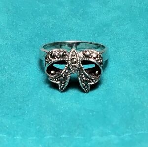 925 Silver Marcasite Bow Ring Sz 5-1/2